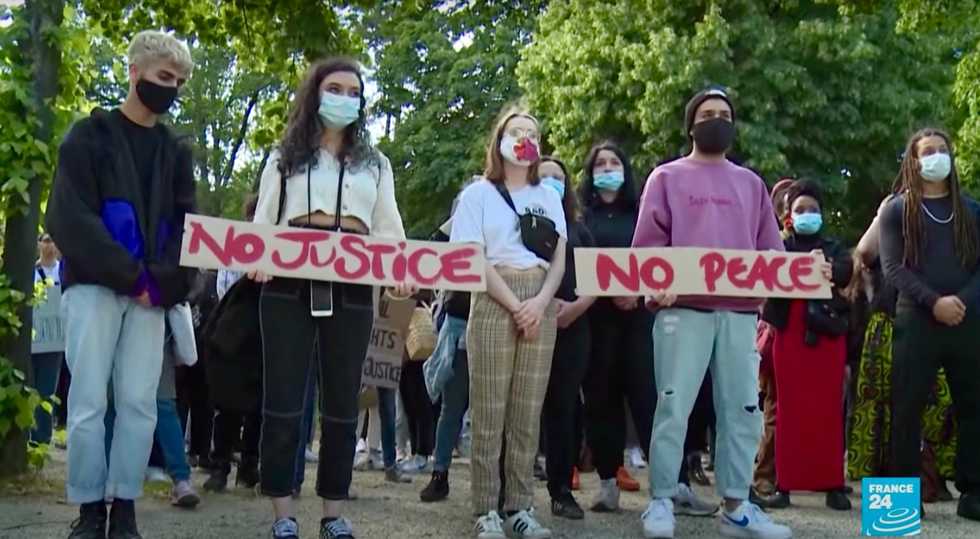 Global protests erupt in solidarity with racial justice defenders in US