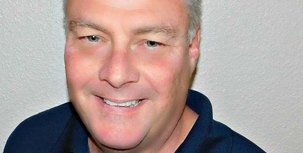 Texas cop urges Facebook followers to use 'deadly force' against anyone harming a Confederate statue