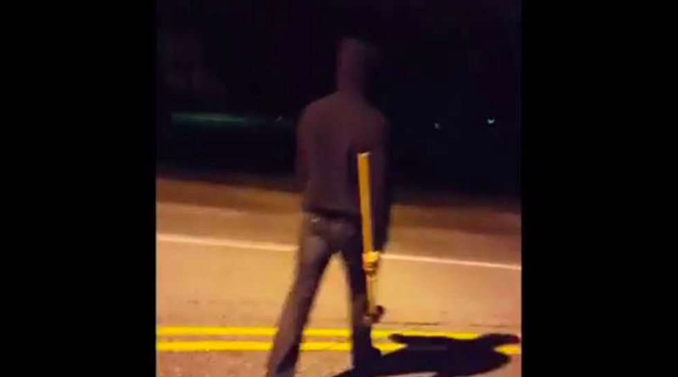 WATCH: Vandals film themselves smashing ‘racist’ Christopher Columbus monument in Baltimore