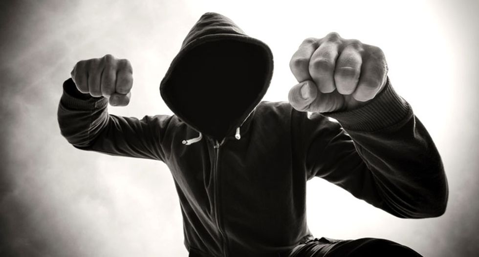'This makes you scared': Muslim couple attacked after enraged passerby hears them speak Arabic