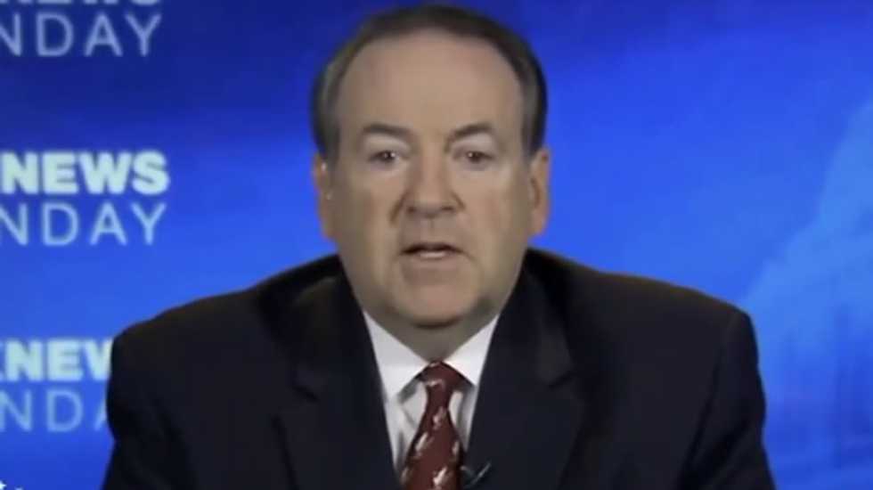 Mike Huckabee: Phil Robertson holds same position on same-sex marriage as Obama