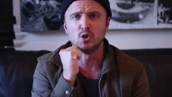 Watch Breaking Bad's Aaron Paul help a fan propose to his Breaking Bad-loving girlfriend