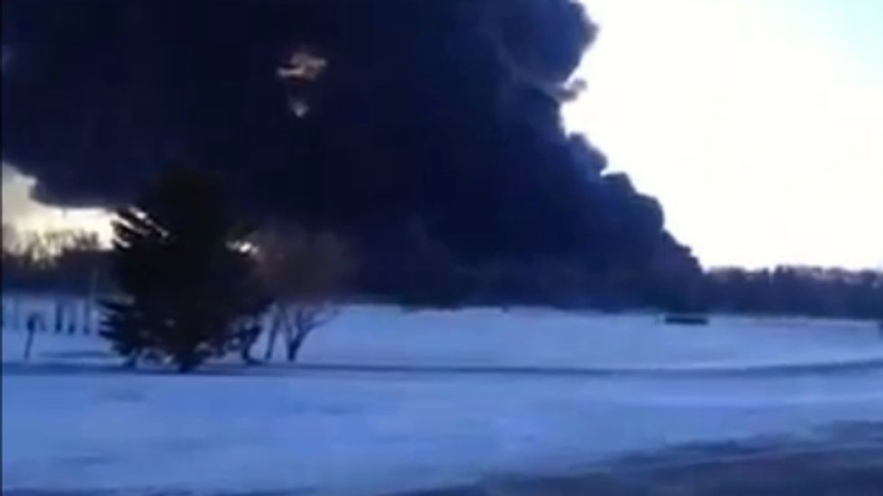 Evacuation in North Dakota town of Casselton after fiery oil-train explosion