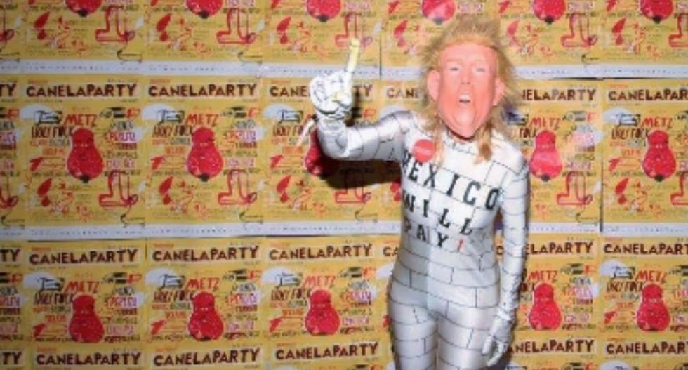 Trump is ‘tweeting a picture of venetian blinds and calling it a wall’: CNN panel ridicules Trump’s border security obsession