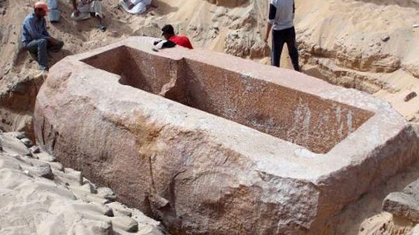 Ancient tomb of unknown Egyptian pharaoh 'Senebkay' found in Abydos