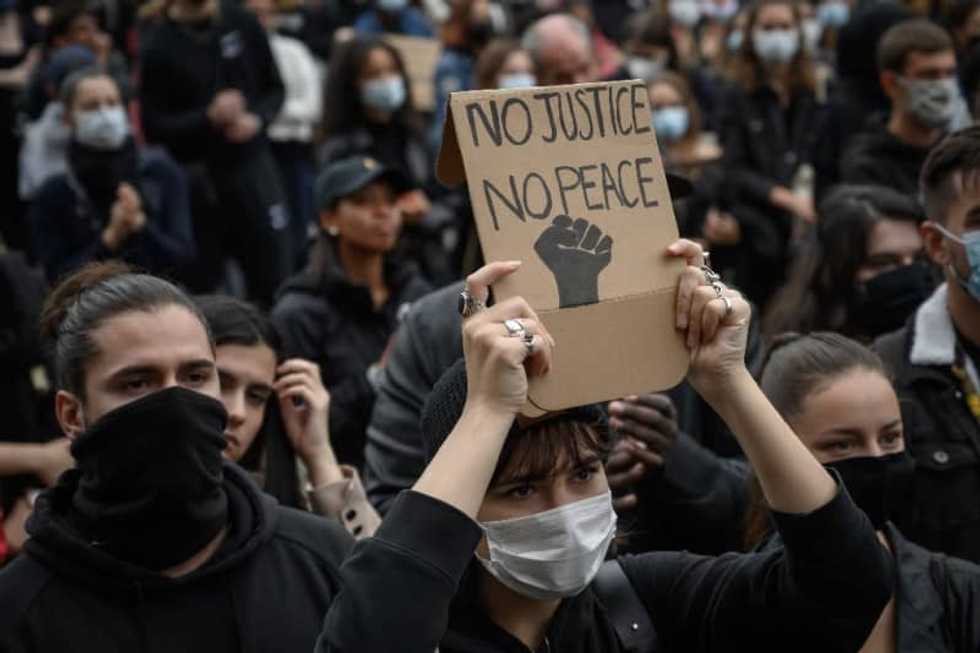 Thousands in Switzerland march against racism