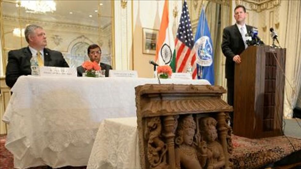 Rapprochement?: U.S. returns missing sculptures to India