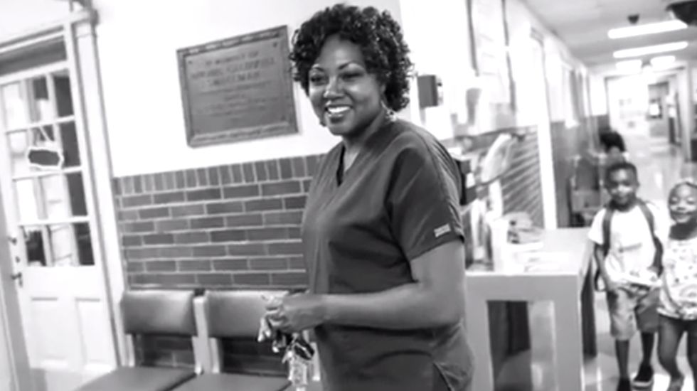 Stars join Maria Shriver to promote 'poverty' report, HBO documentary 'Paycheck to Paycheck'