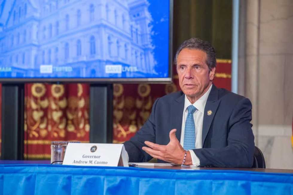 New York's governor to Florida travelers: How do you like them apples?