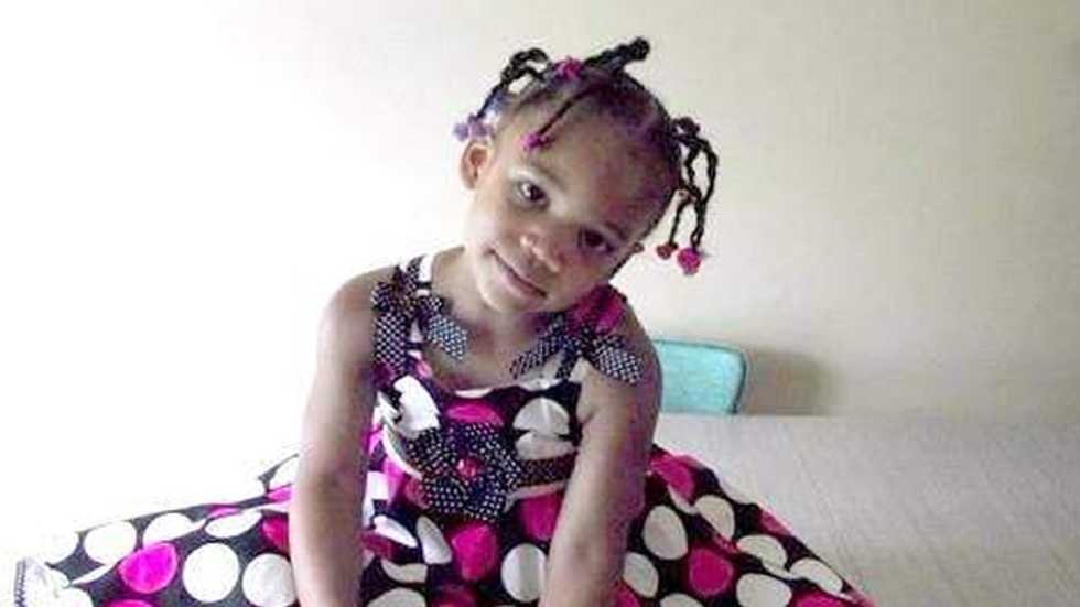 Stray bullet kills 5-year-old relative of Omaha councilman while she eats breakfast