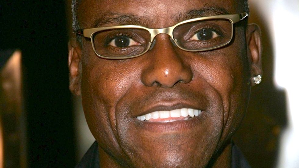 Nine-time Olympic gold medalist Carl Lewis claims Chris Christie bullied him, too