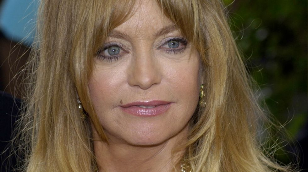 Goldie Hawn and a Buddhist monk teach meditation to the elite at Davos