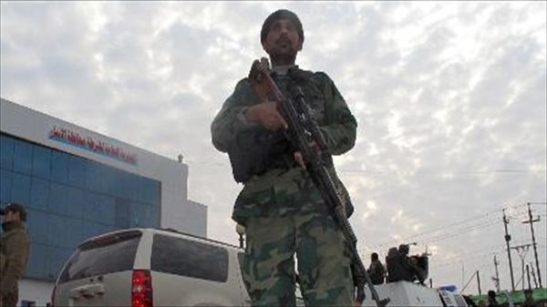 U.S. selling 24 Apache helicopters to Iraq for use against militants