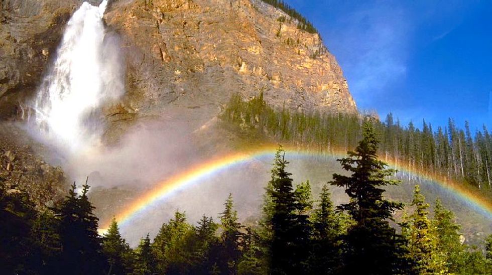 How rainbows and oil slicks help to illustrate the greenhouse effect