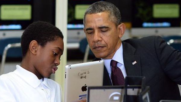 Obama hopes to hook up 20 million school kids with high speed Internet