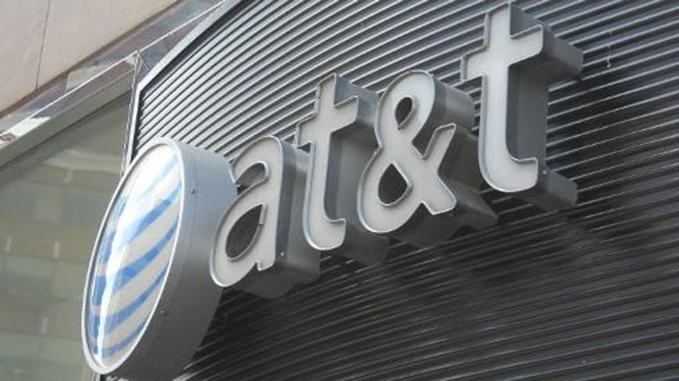 Shocking new report reveals AT&T has been spying on Americans with secret Project Hemisphere