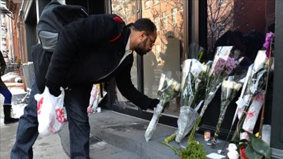 Fans pay their respects to actor Philip Seymour Hoffman