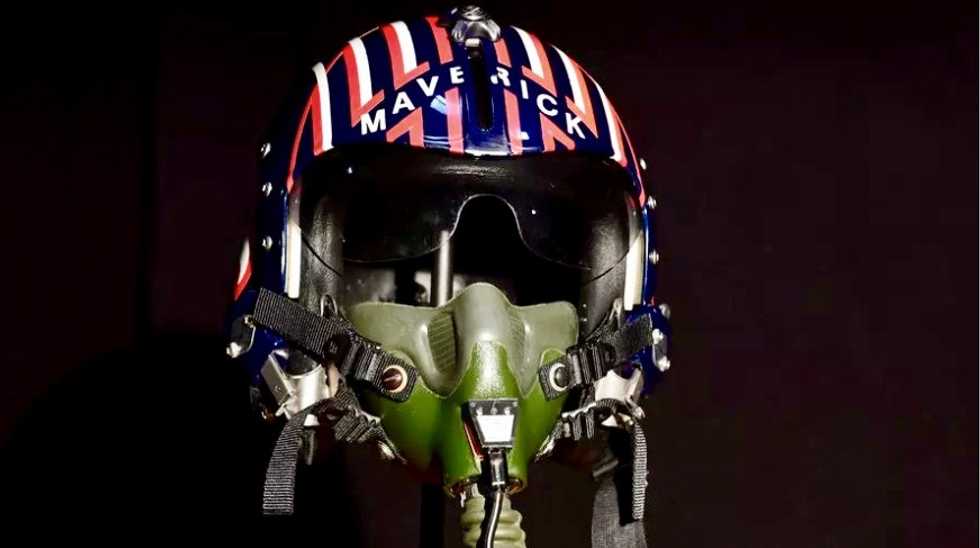 'Top Gun' helmet and 'Alien' spaceship in Hollywood props auction