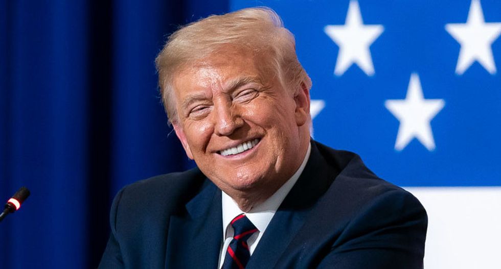 'Trump is a phony': Veteran journalist tears into president's decades-long scam
