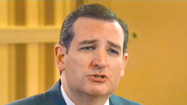 Report: Sen. Ted Cruz officially gives up Canadian citizenship