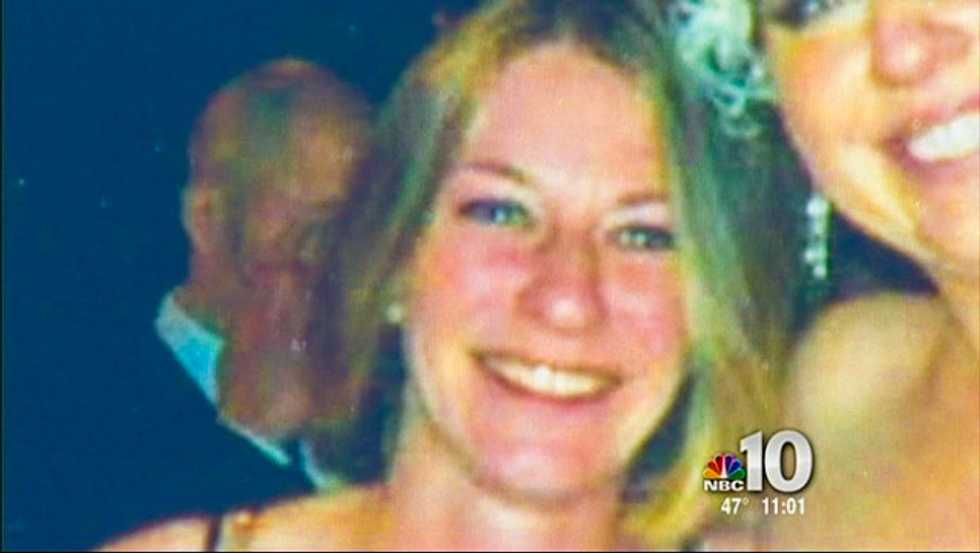 Pennsylvania trooper fatally shoots pregnant wife in the head while cleaning his gun