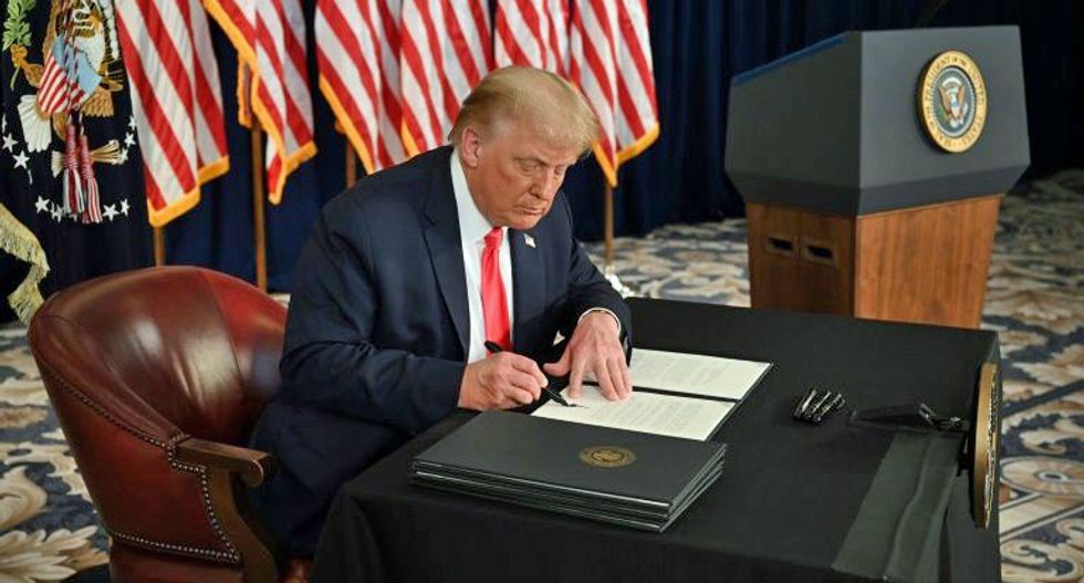Trump signs executive order which may provide $400 a week of enhanced unemployment for some