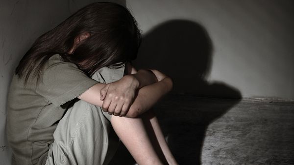 Detained 8-year-old Mexican girl hangs self at shelter after border crossing fails