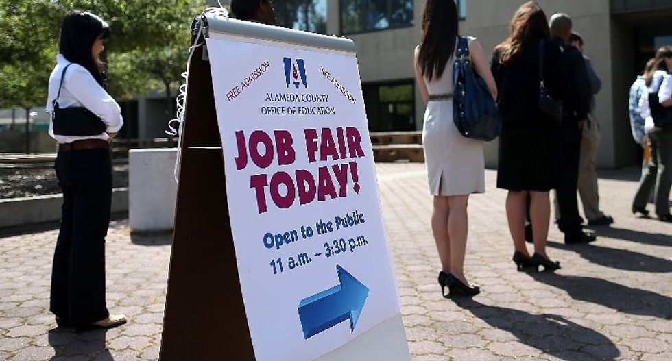US jobless claims continue fall in August
