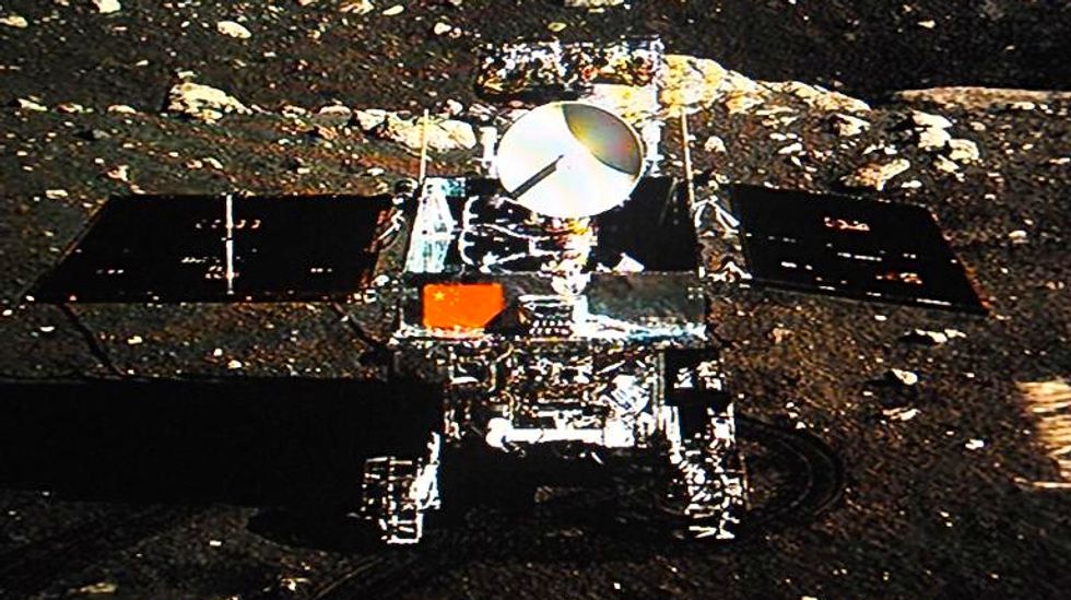 Chinese state media: Jade Rabbit rover 'came back to life'