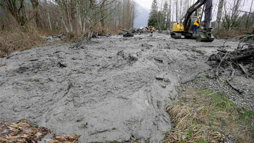 Officials hope for lower death toll in Washington state mudslide