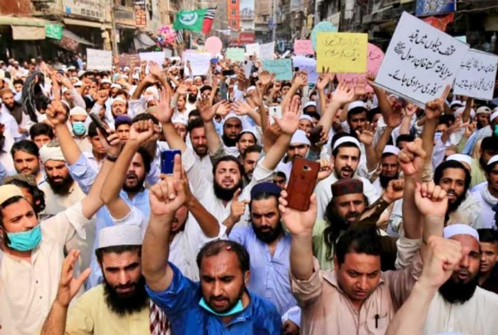 Lawyer provided gun in slaying of US man in Pakistan court: police