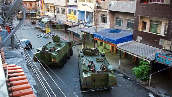 Police occupy crime-ridden Rio favela following massive dawn raid