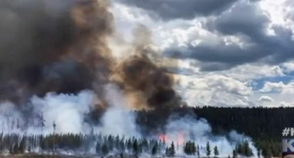 Wildfire forces south entrance to Yellowstone National Park to be closed