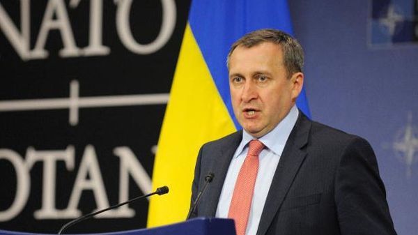NATO suspends cooperation with Russia over Crimea crisis