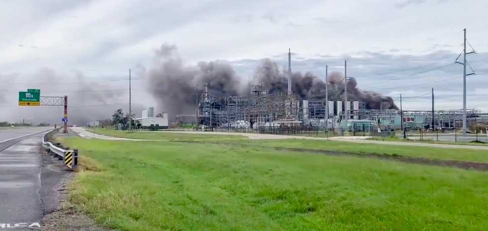 As Hurricane Laura batters Louisiana, massive chemical leak spews toxic smoke near Lake Charles