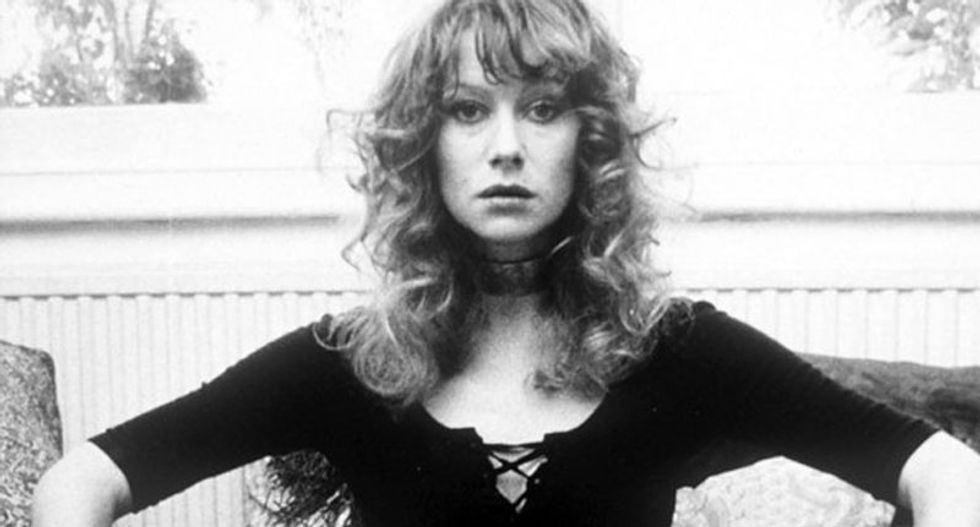 A young Helen Mirren puts incredibly sexist TV host in his place in this viral video