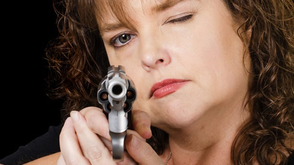 Regular people are totally useless when trying to use a handgun in self-defense: study