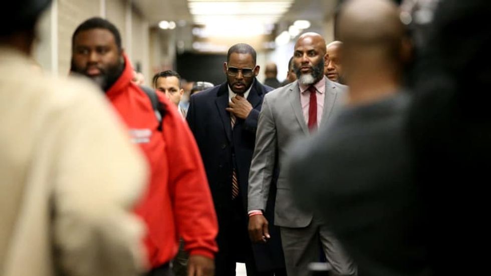R. Kelly attorneys say he was attacked in jail -- and argue again for his release