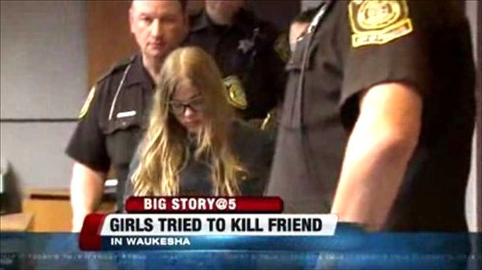WI middle-schoolers say bizarre Internet meme made them stab 12-year-old friend 19 times