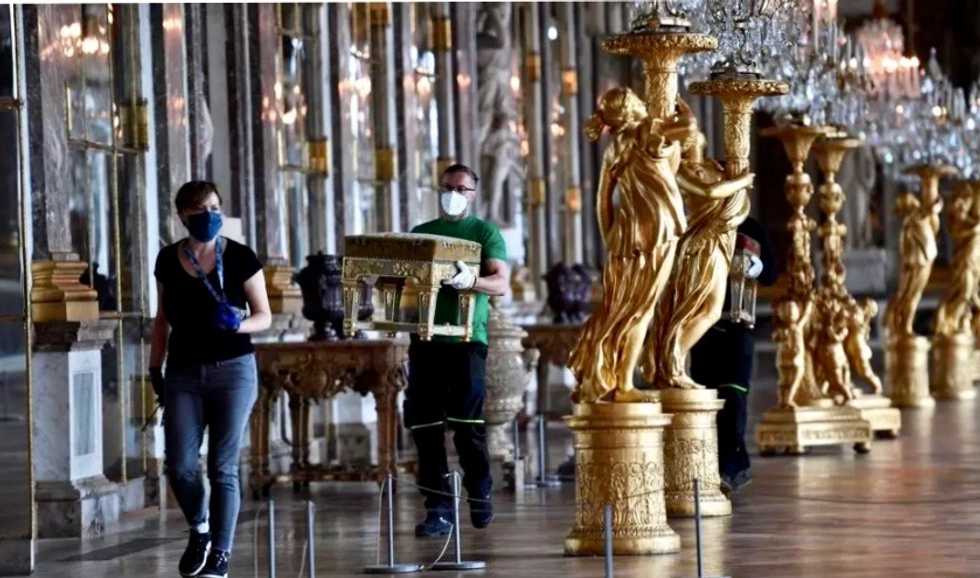 France’s Versailles to re-open Saturday after COVID-19 lockdown ease