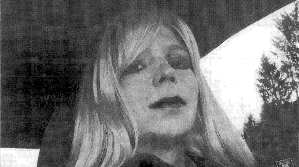 Judge approves Chelsea Manning name change request