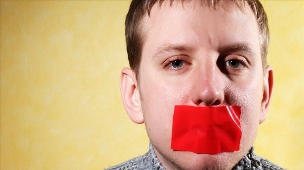 Businesses can actually sue you for posting negative reviews -- and now Congress is fighting back