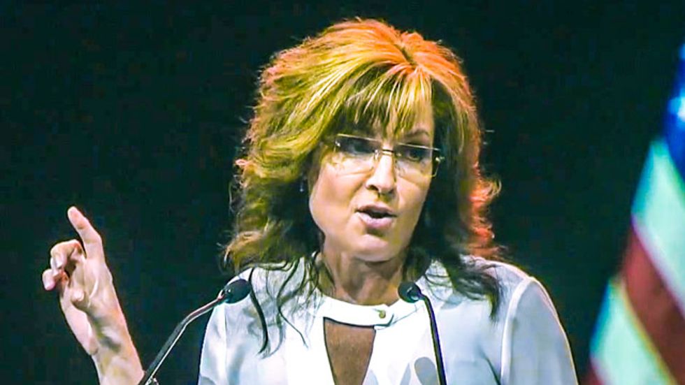 Thousands of Christians organize against Sarah Palin after waterboarding joke mocks baptism