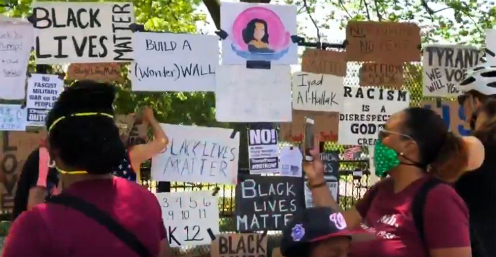 Trump's #BabyGate protective fence is being turned into a massive memorial wall supporting Black Lives Matter