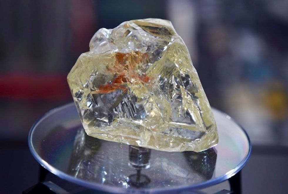 Sierra Leone's 'peace diamond' dividend slow in coming