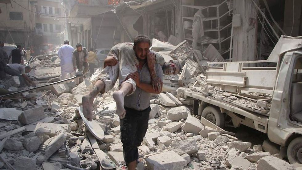Syrian civilians being 'killed on spot' and 'burned alive' as Aleppo battle nears end