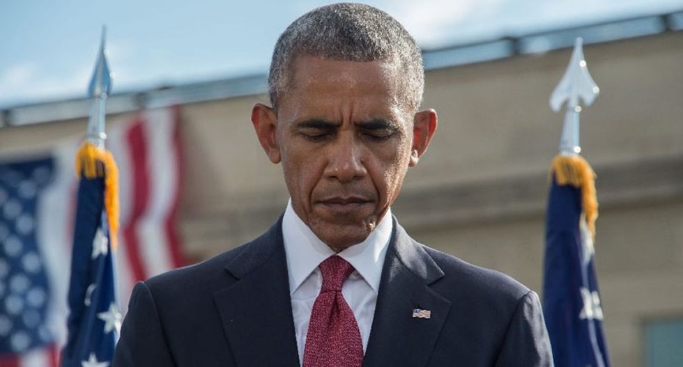 'We can never repay the debt': Obama tweets moving Memorial Day tribute after Trump praises himself on Twitter