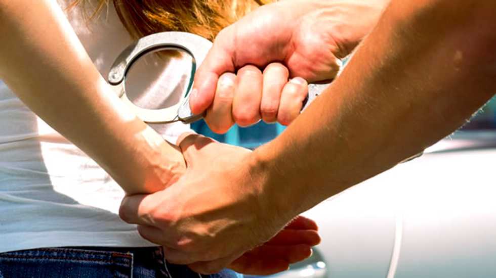 GPS data busts Florida cop who pulled over to grope woman, shine flashlight inside her underwear
