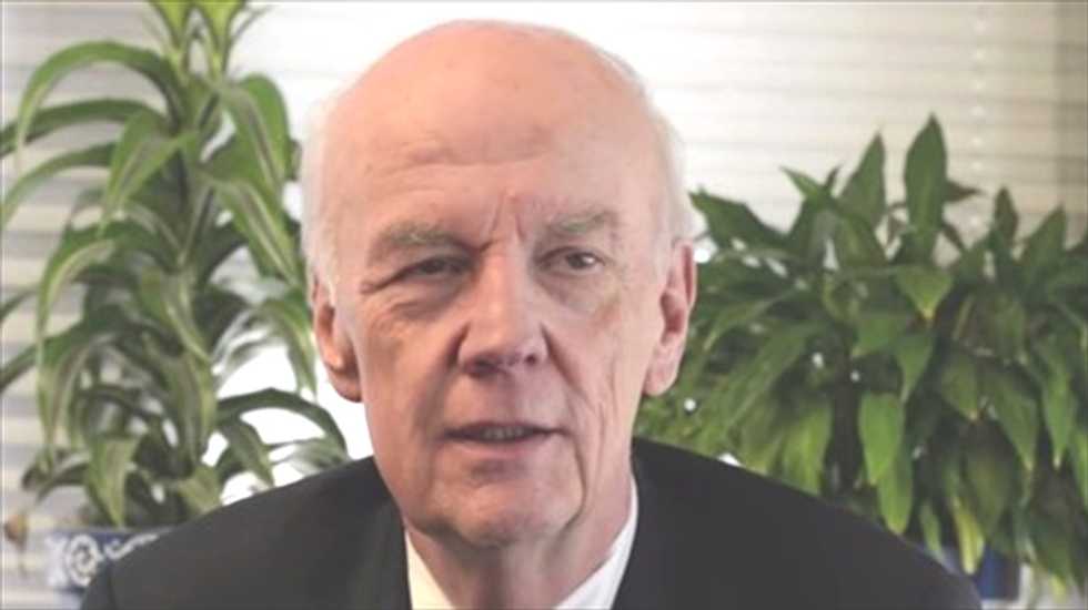 Clay Aiken's Democratic primary opponent dies from a fall with the race still too close to call