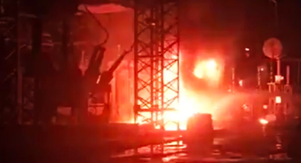 WATCH: Massive power station blast plunges Puerto Rico into darkness